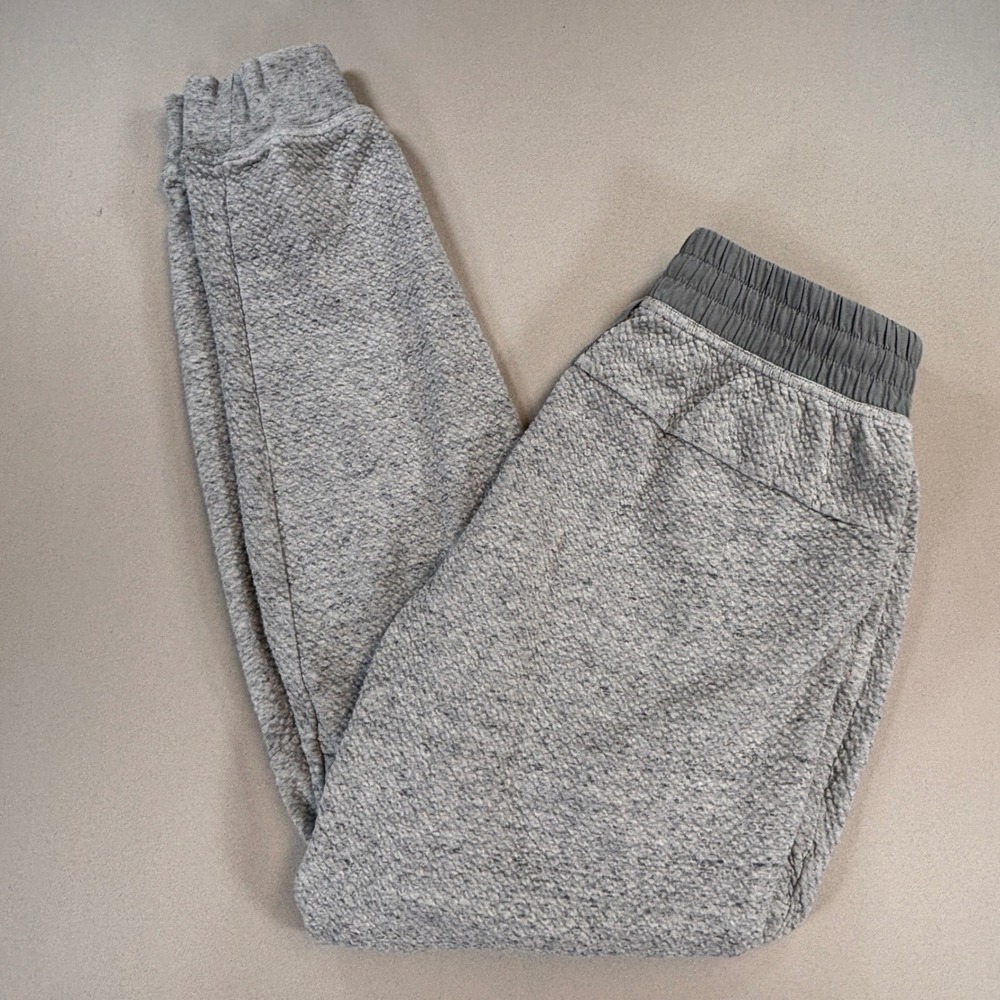 Lululemon Engineered Warmth Jogger Men S Grey LM5642S Hiking Travel Athleisure